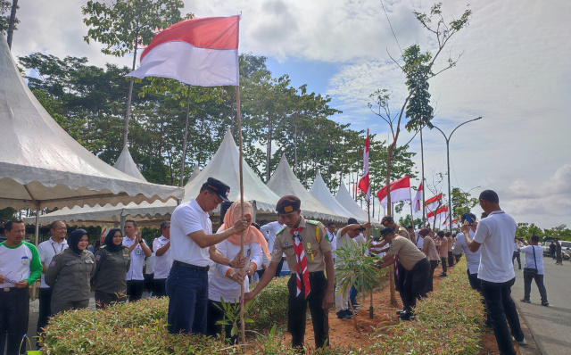 Tanbu Launching Gebyar Bendera Merah Putih Hiasi Jalan Bumi